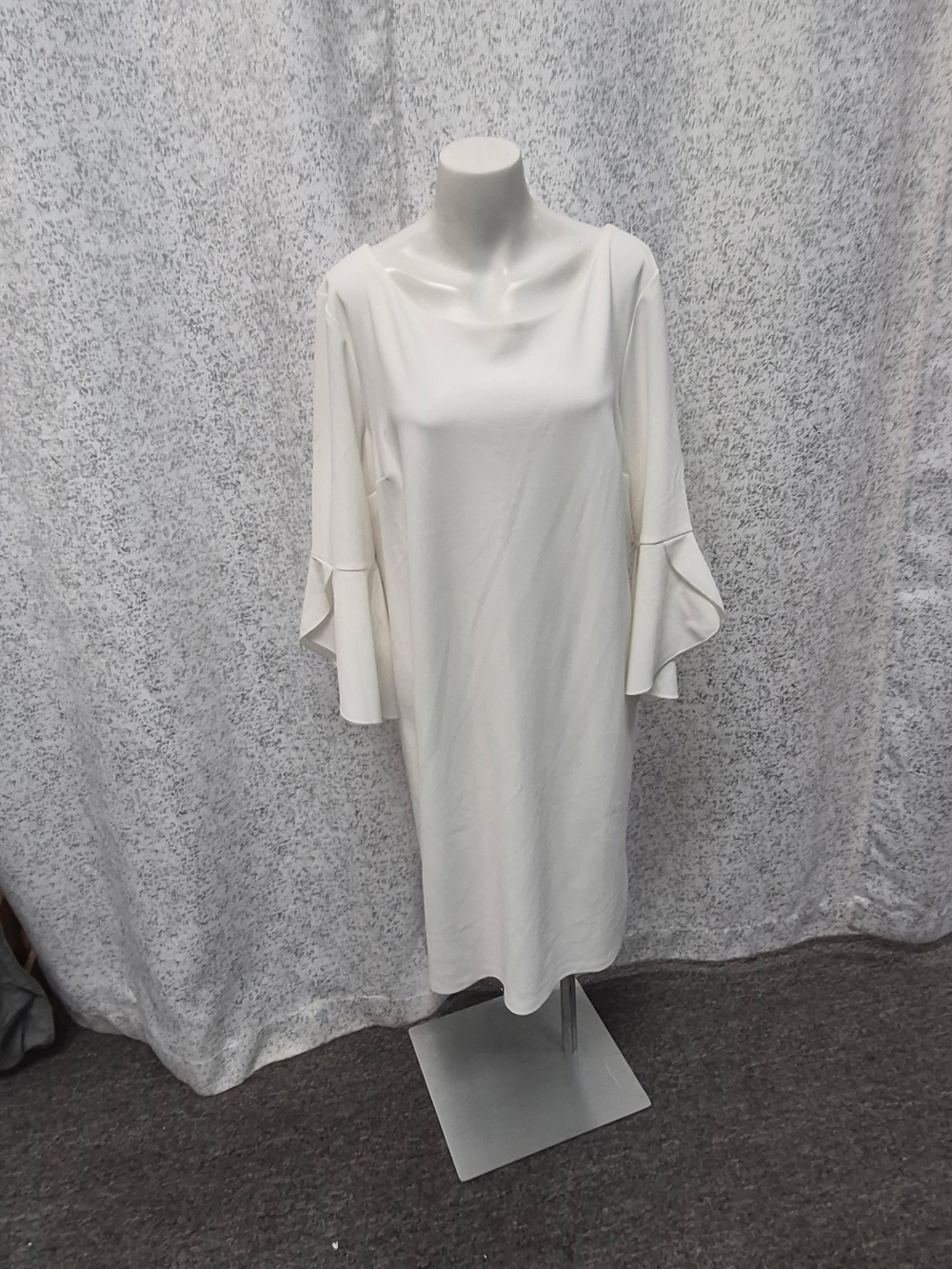 Clean White Long-Sleeve Shift Dress with Ruffled Sleeves